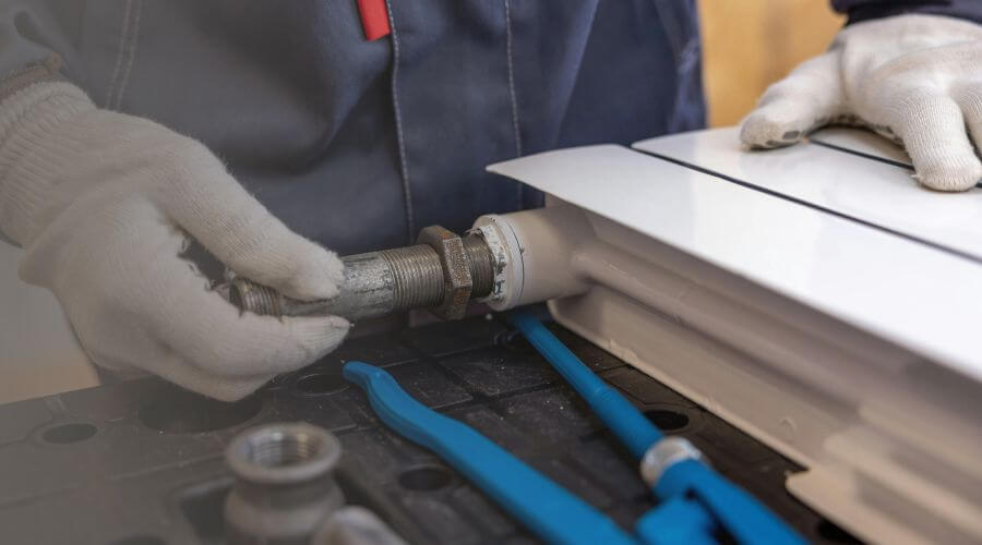 Professional water heater repair services in Strasburg, IL